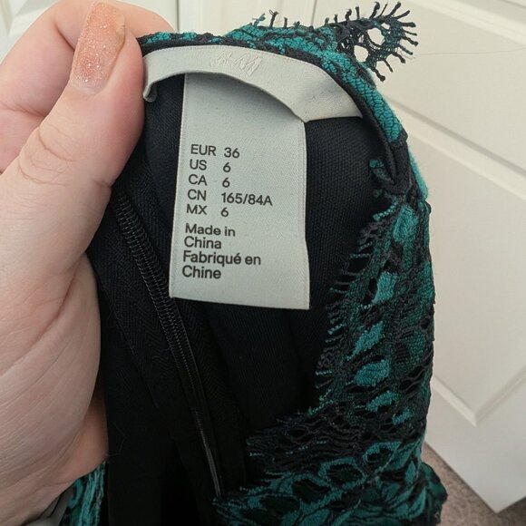 Lace V-neck Dress - Picture 2 of 6